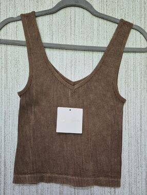 NWT Gypsy + Jade Size Small/Medium Brown Ribbed Cropped Tank Top Soft Stretchy